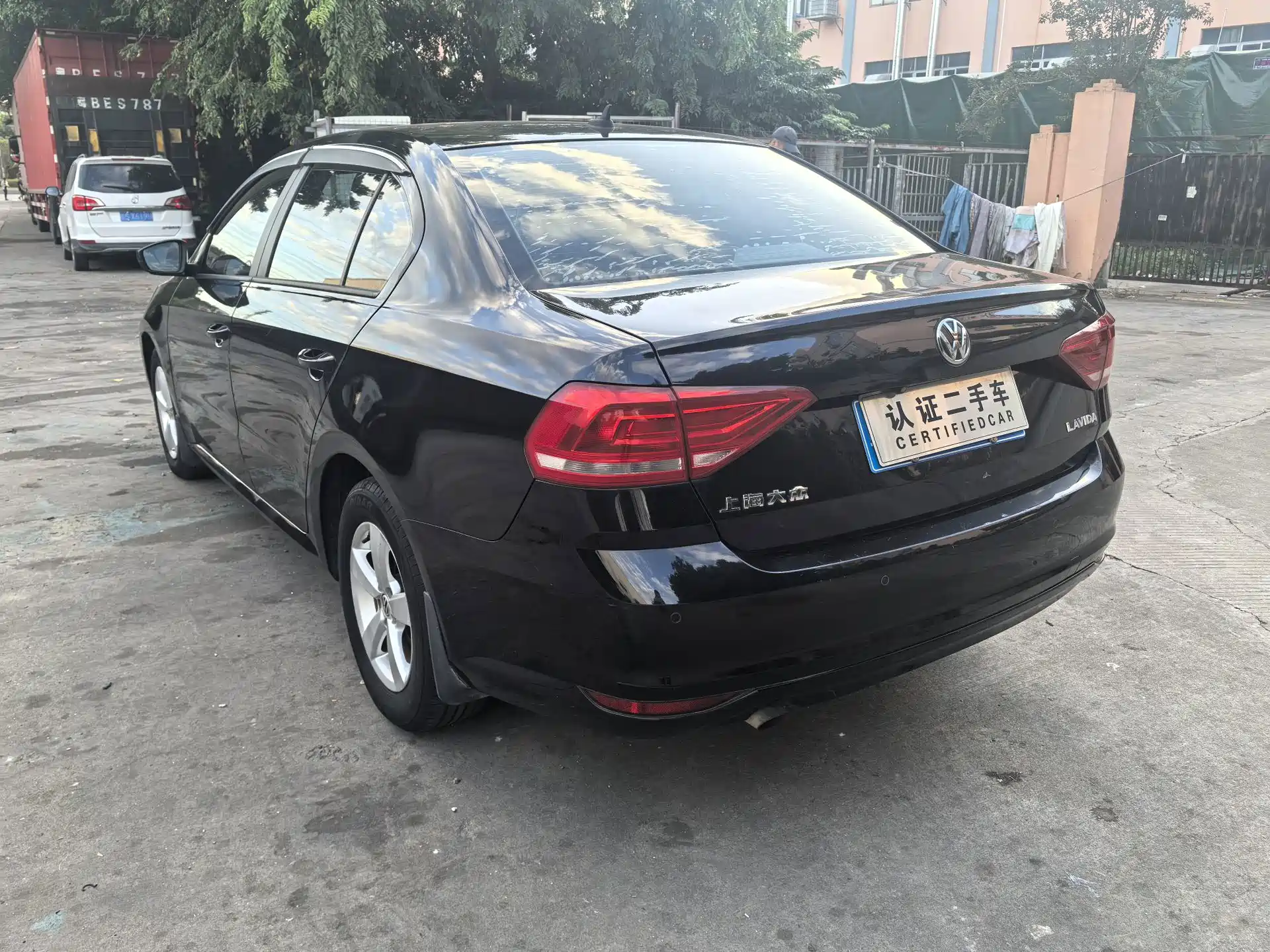 Фото 9 - Volkswagen Lavida