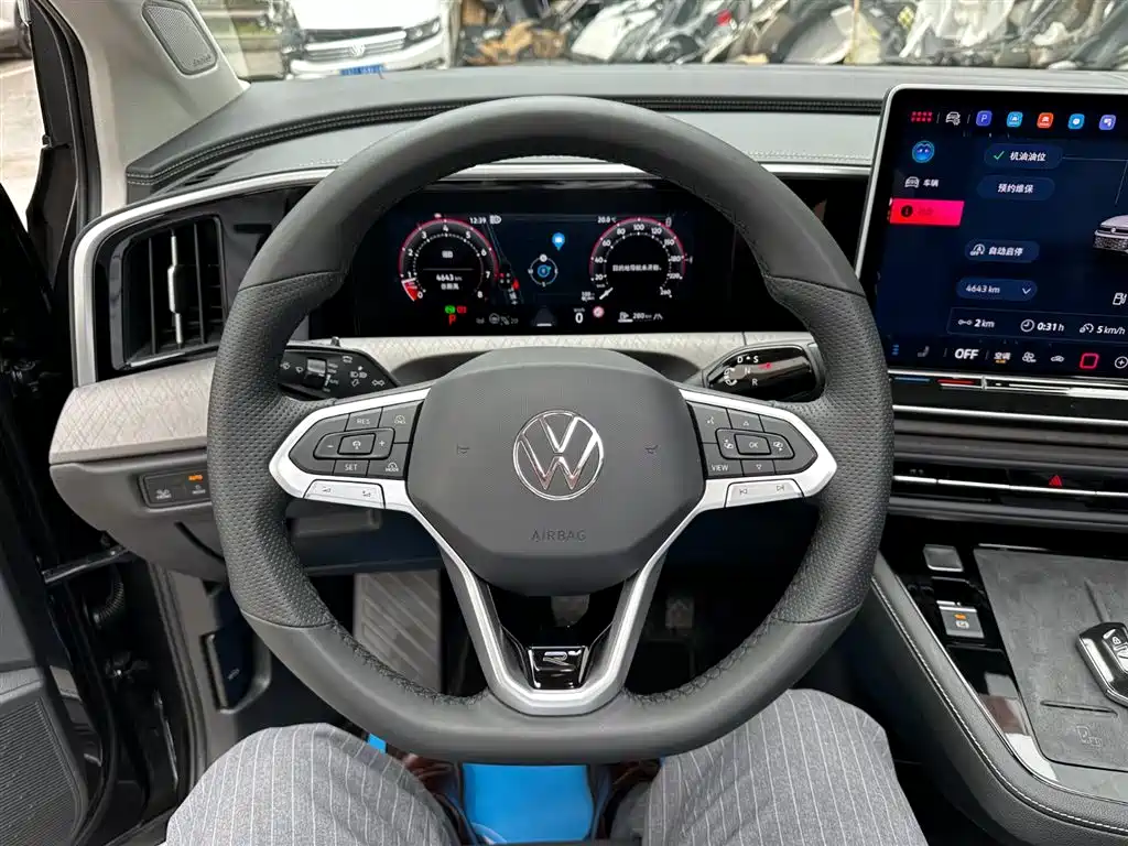 Volkswagen Talagon 2025 450TSI R-Line 6-Seater фото 8