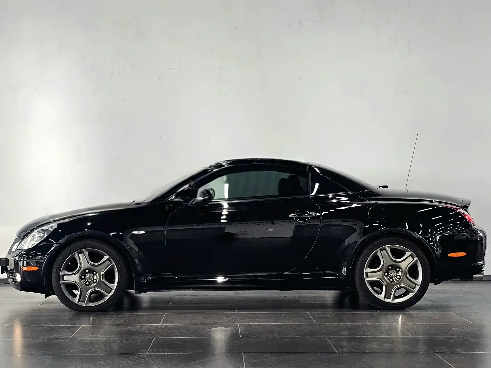 Фото 4 - Lexus SC