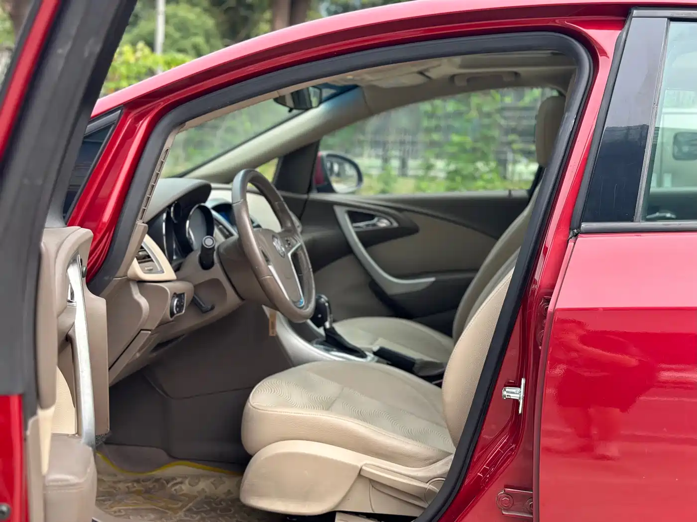 Photo 7 - Buick Excelle