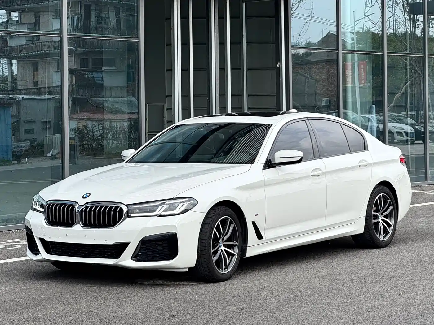 BMW 5 Series (Import) 2021 525i M Sport Package