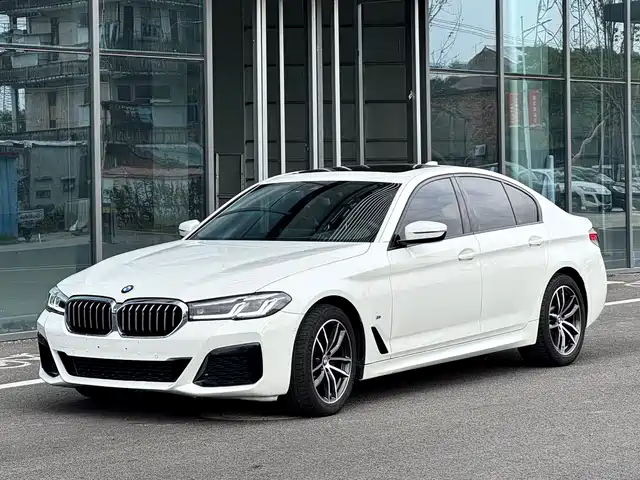 BMW 5 Series (Import) 2021 525i M Sport Package