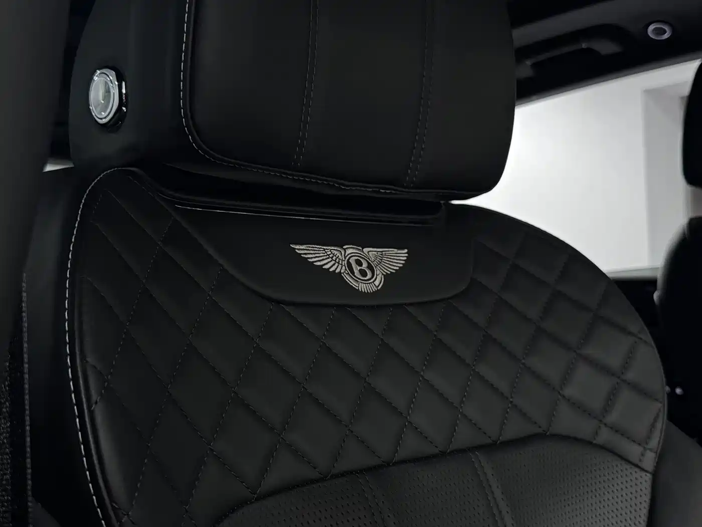 Bentley Bentayga Hybrid 2022 2021 3.0T PHEV