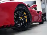 صورة 10 - Ferrari F8
