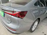 Фото 8 - Roewe i5