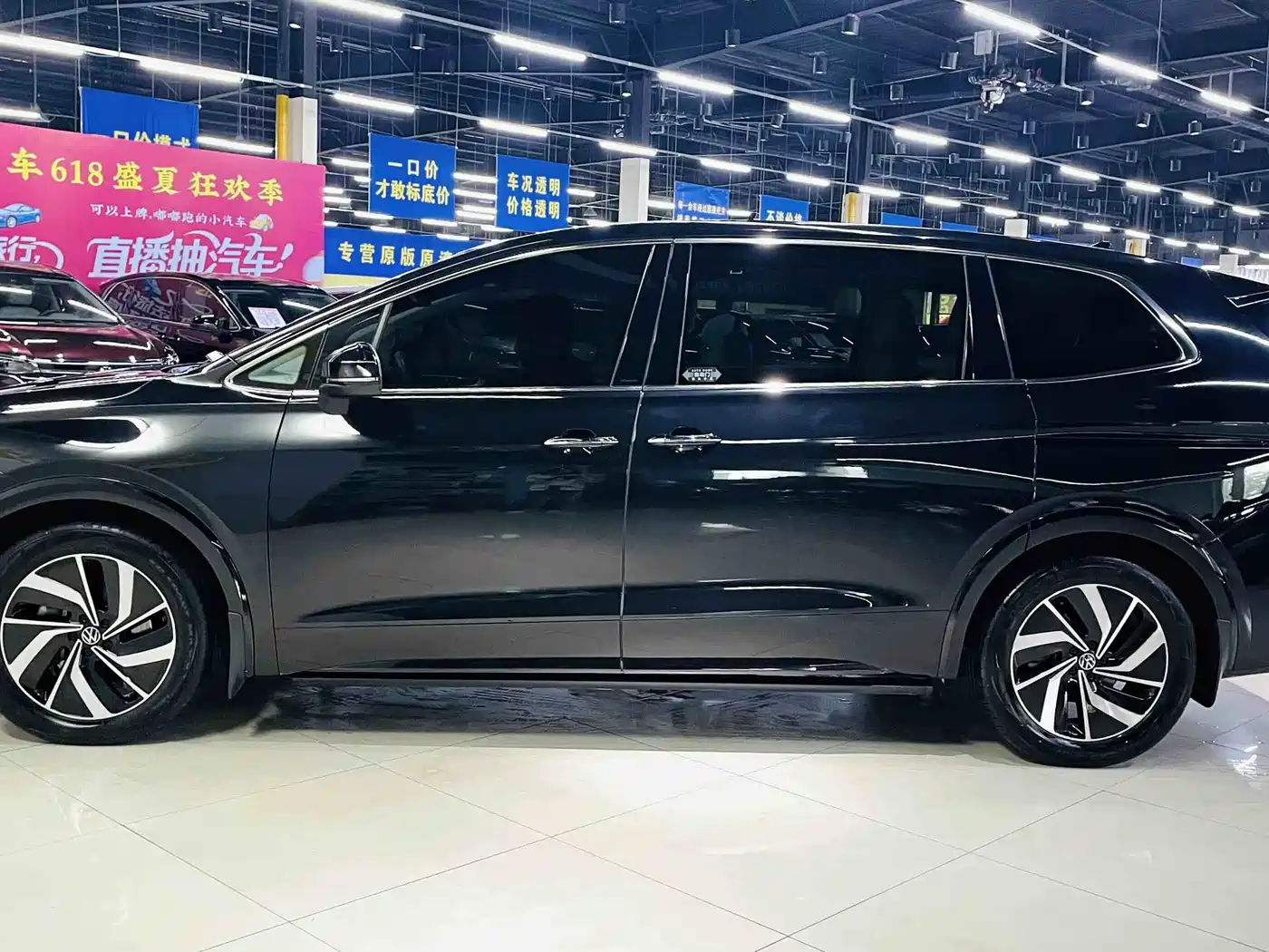 Volkswagen Viloran 2023 380TSI Prestige Edition фото 2