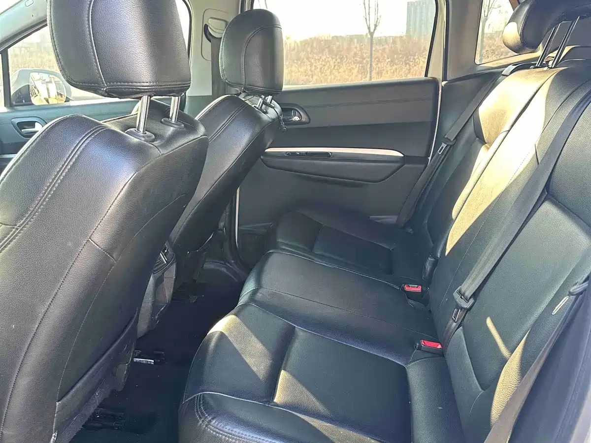 Peugeot 3008 2016 1.6THP Automatic Classic Edition фото 7