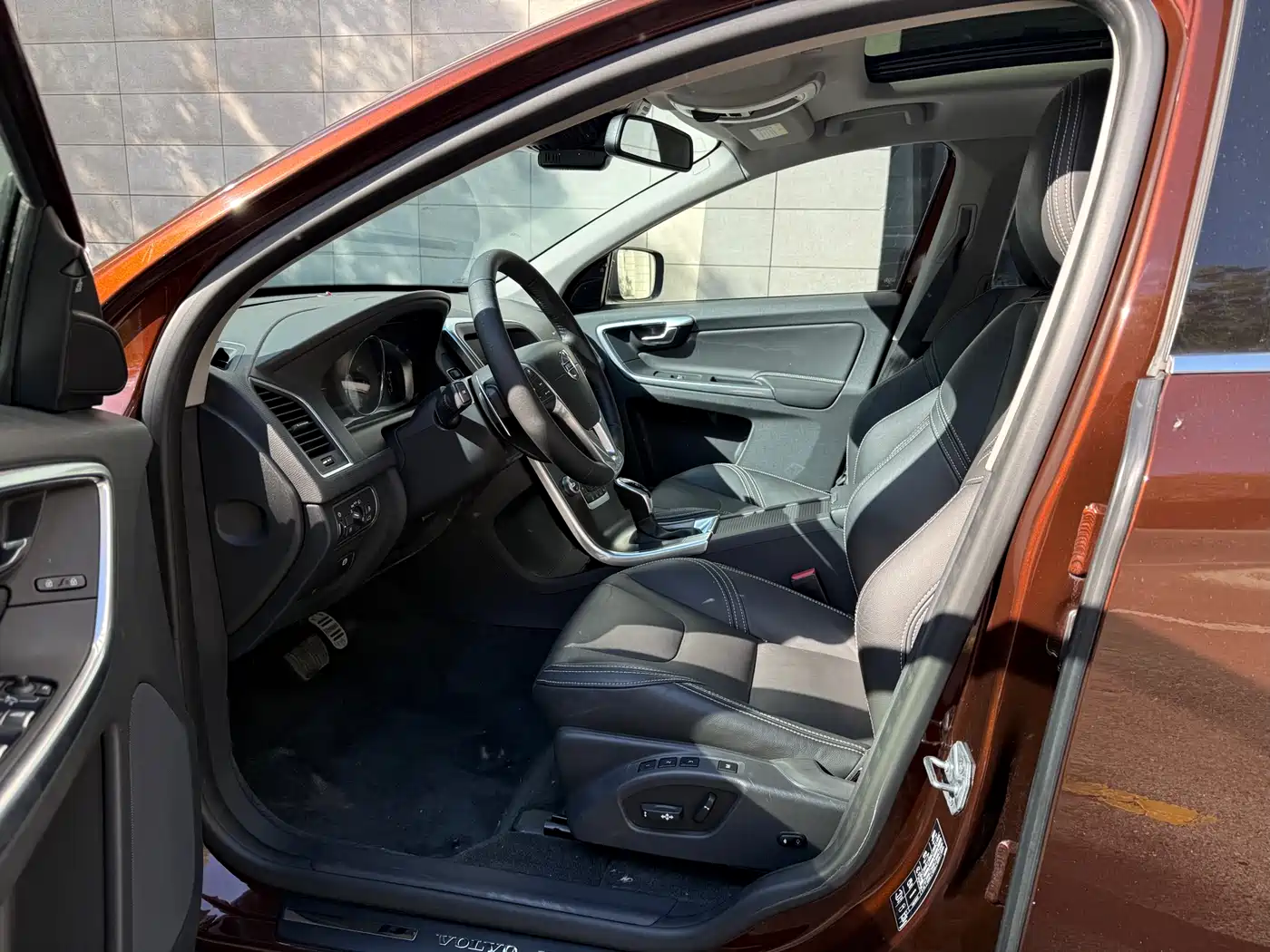 Фото 9 - Volvo XC60