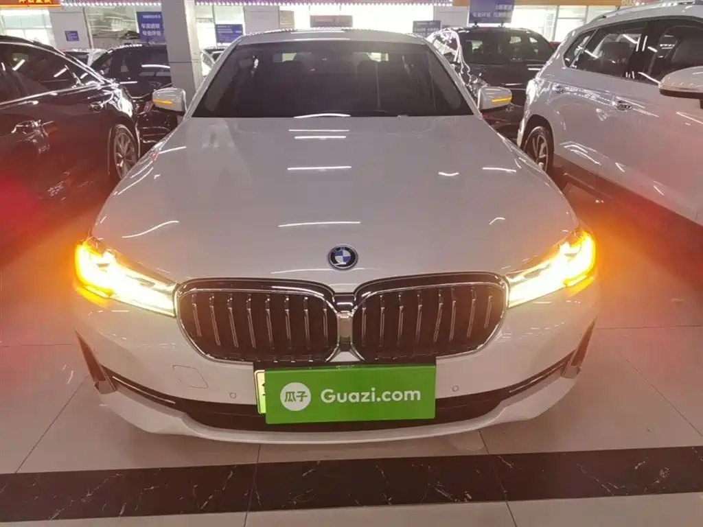 BMW 5 Series New Energy 2022 Facelift 535Le M Sport Package фото 3