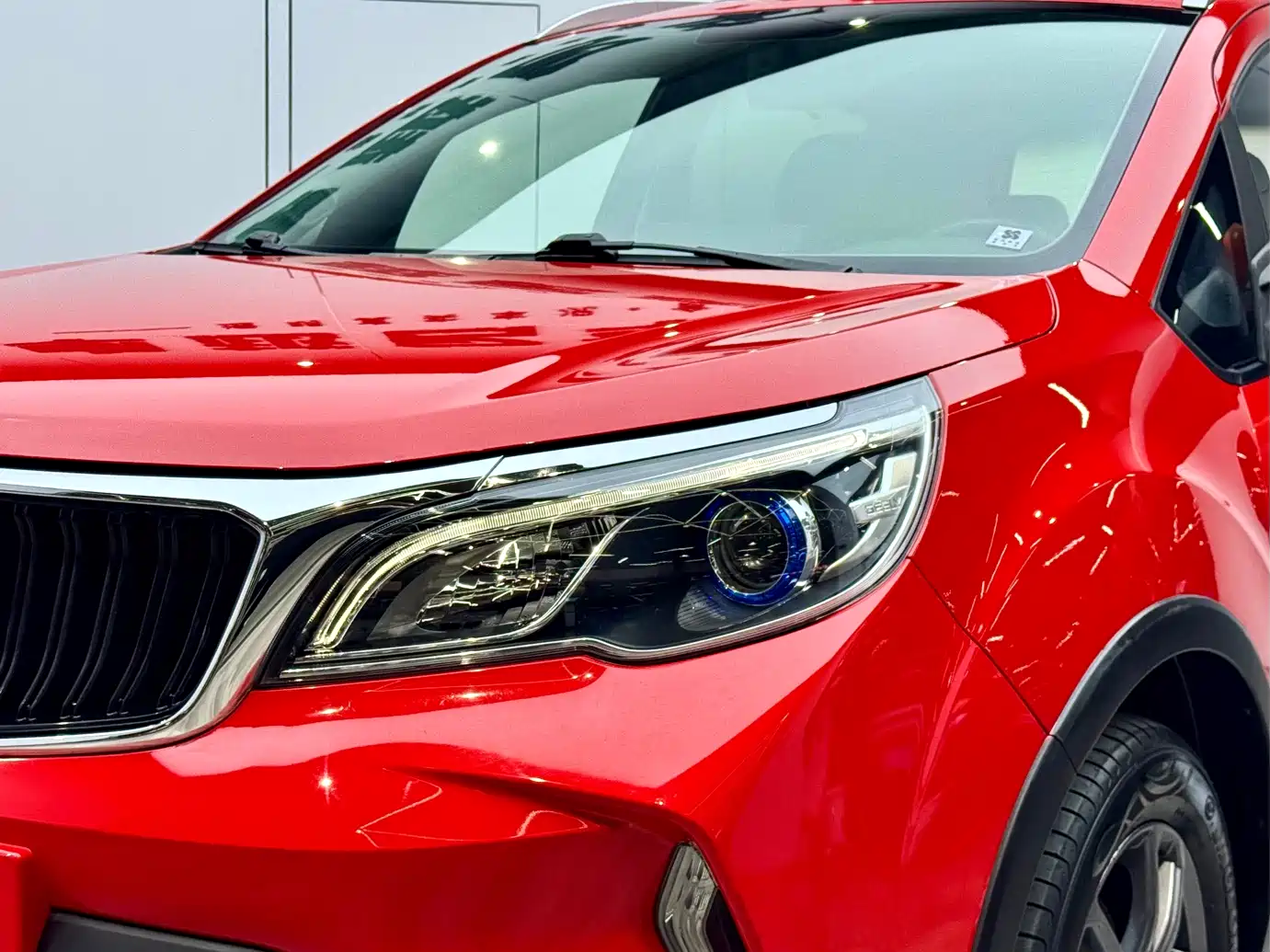 Фото 22 - Geely Vision X3