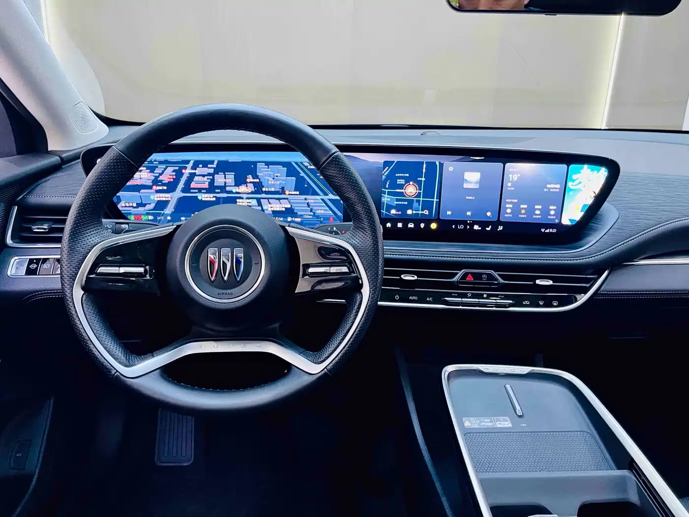 BUICK LACROSSE