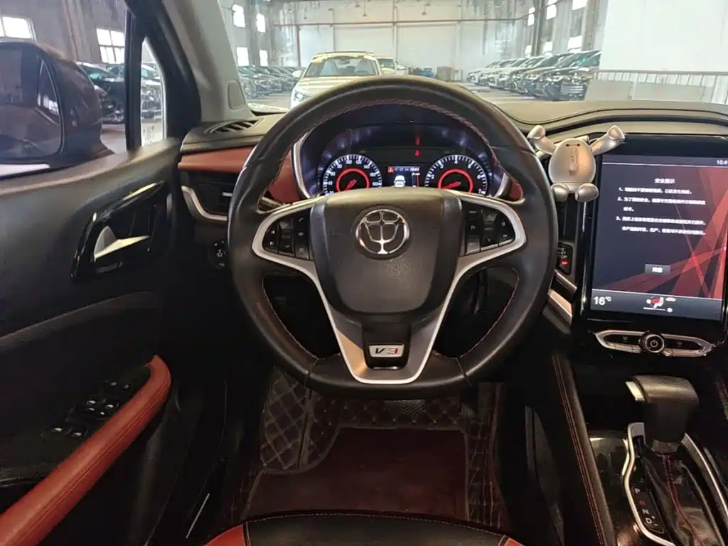 Zhonghua V3 2017 2017 1.5L Automatic Smart