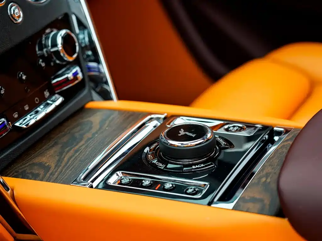 Rolls-Royce Cullinan 2018 4-Seater Version фото 13