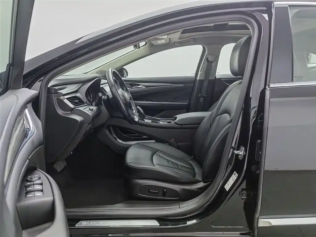 Buick LaCrosse 2021 652T Luxury Edition фото 10