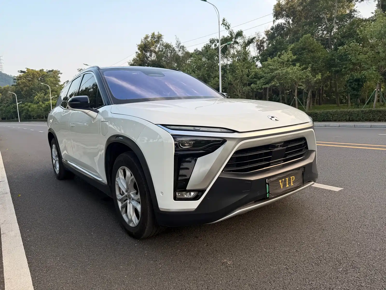 Фото 3 - NIO ES8