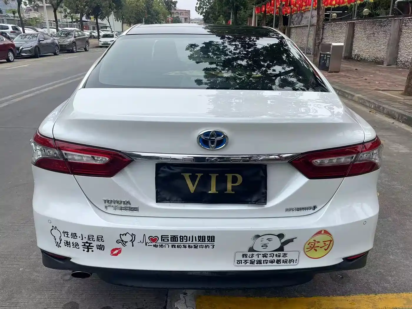 Toyota Camry 2018 Hybrid 2.5HG Luxury Edition фото 8
