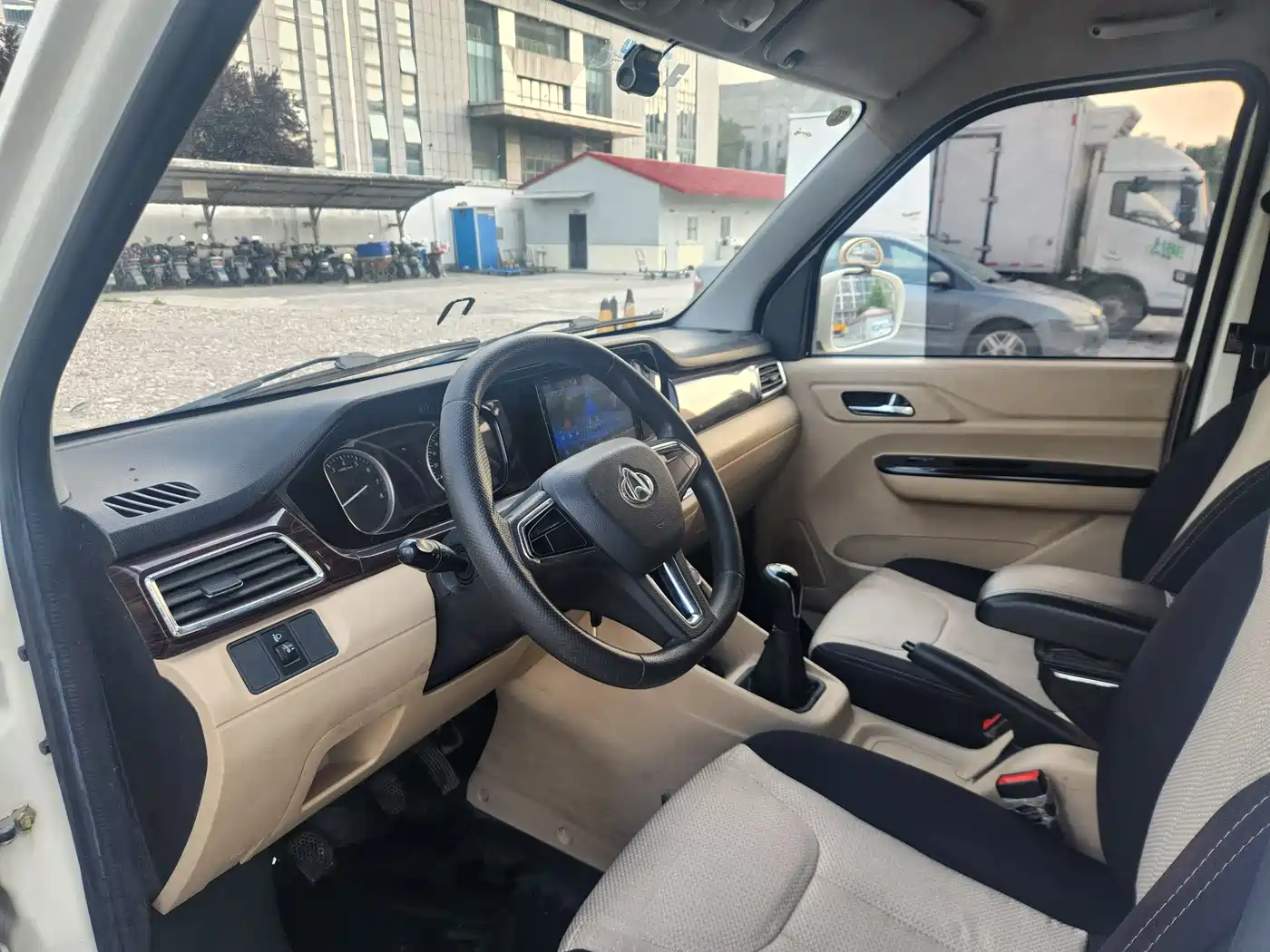Changan Kuayue Kuayue Star V7 2022 2022 1.6L Gasoline Luxury 2-Seater Opposing Doors DAM16KR
