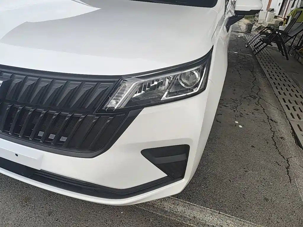 Wuling Motors Wuling Jiachen 2024 2022 1.5L Manual Joy Elite