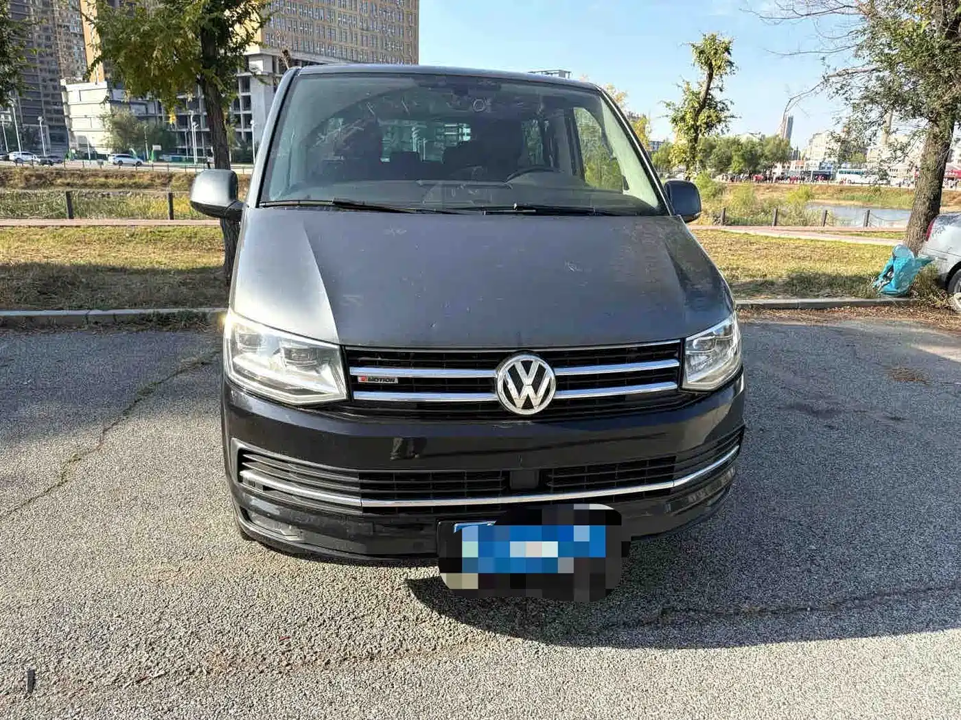 Volkswagen Multivan 2019 2018 2.0TSI 4WD Explorer Edition 7-Seater