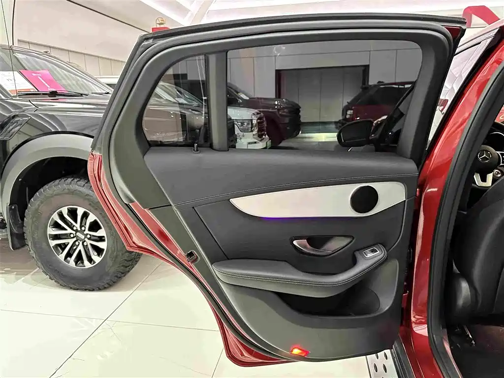 Mercedes-Benz GLC, миниатюра 24