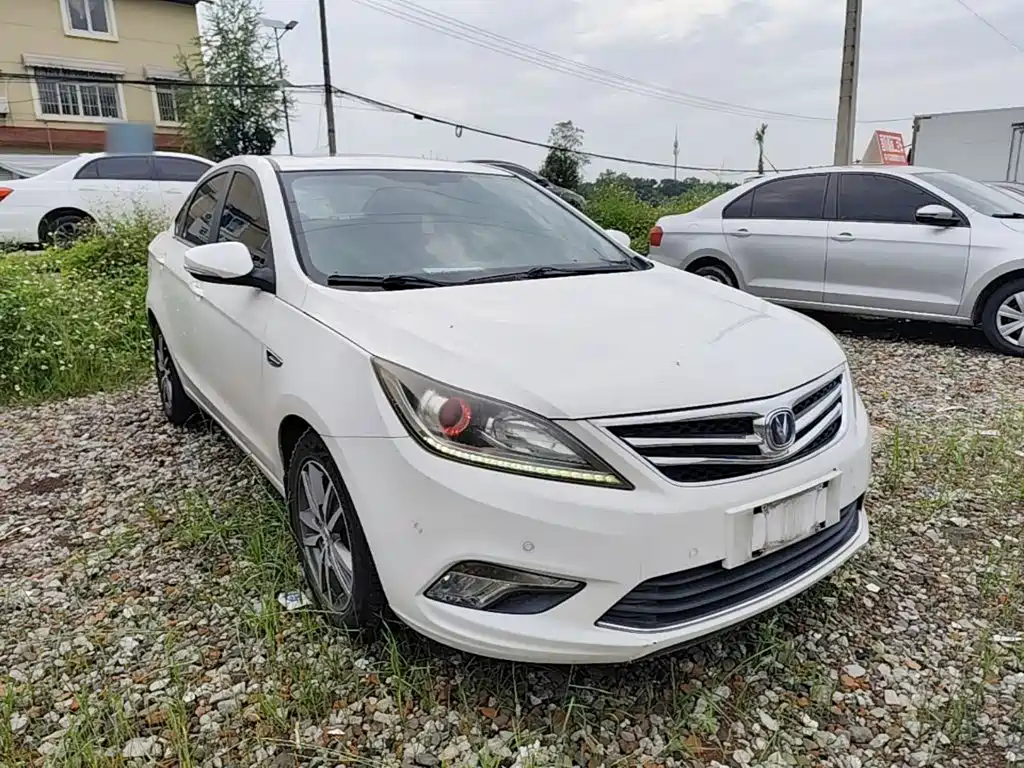 Photo 4 - Changan Eado