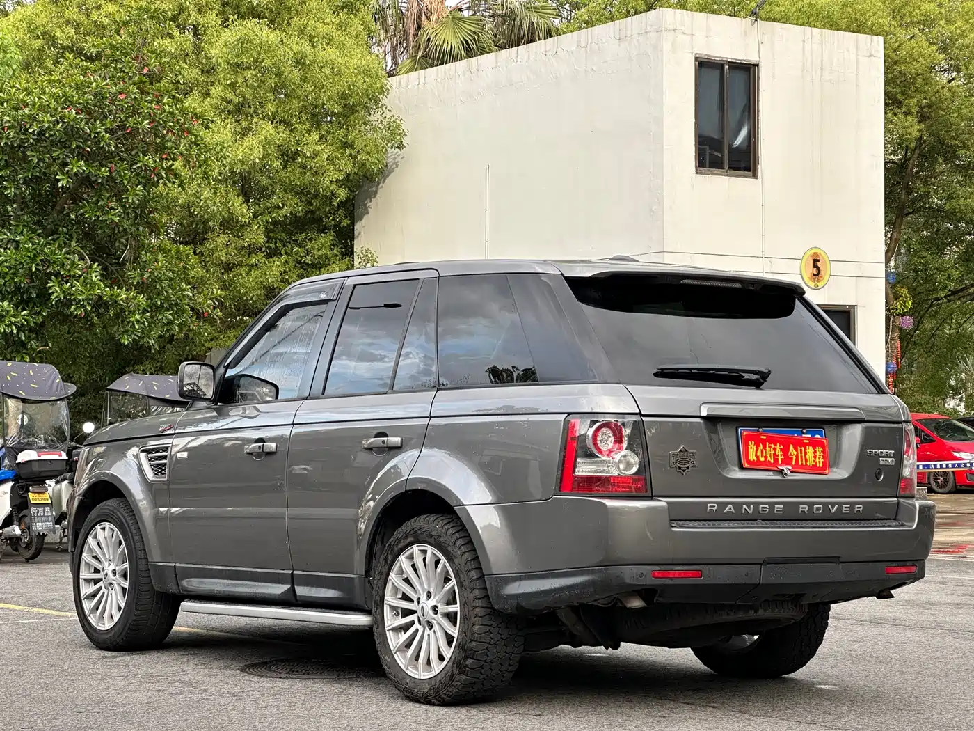 Land Rover Range Rover Sport 2010 3.6 TDV8 HSE Diesel фото 5