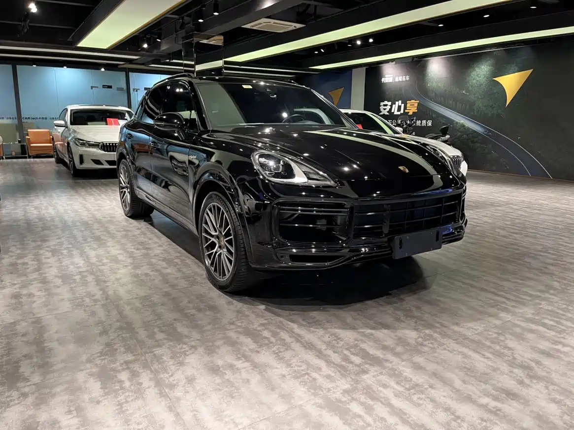 PORSCHE CAYENNE NEW ENERGY