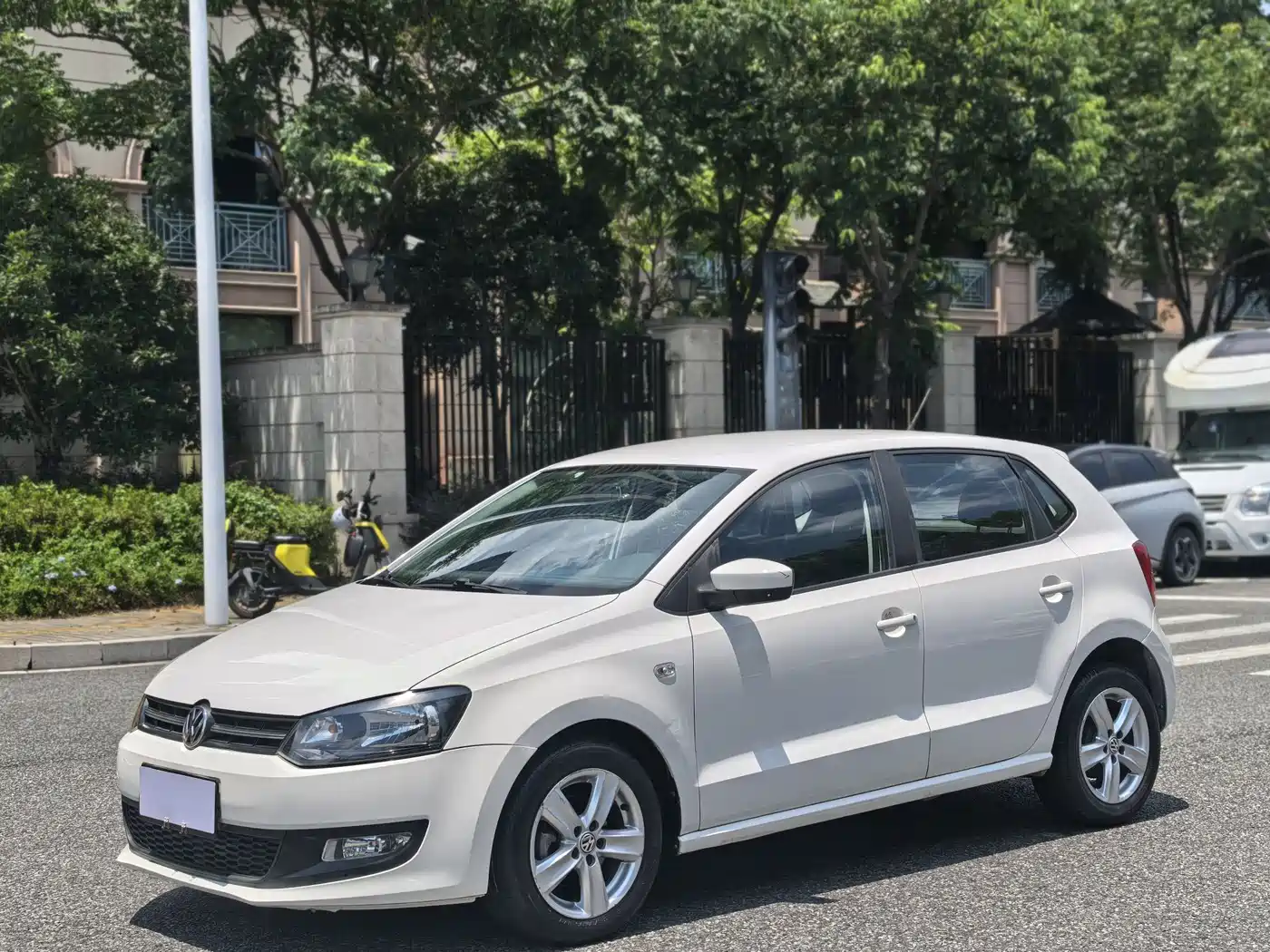 Фото 1 - Volkswagen Polo