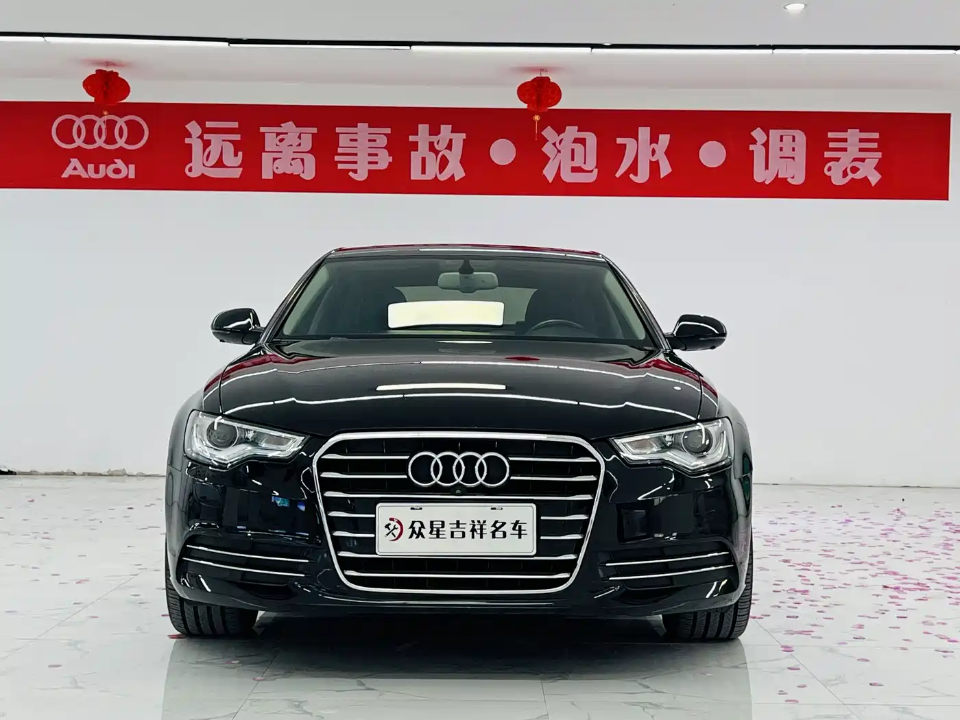 Фото 2 - Audi A6L