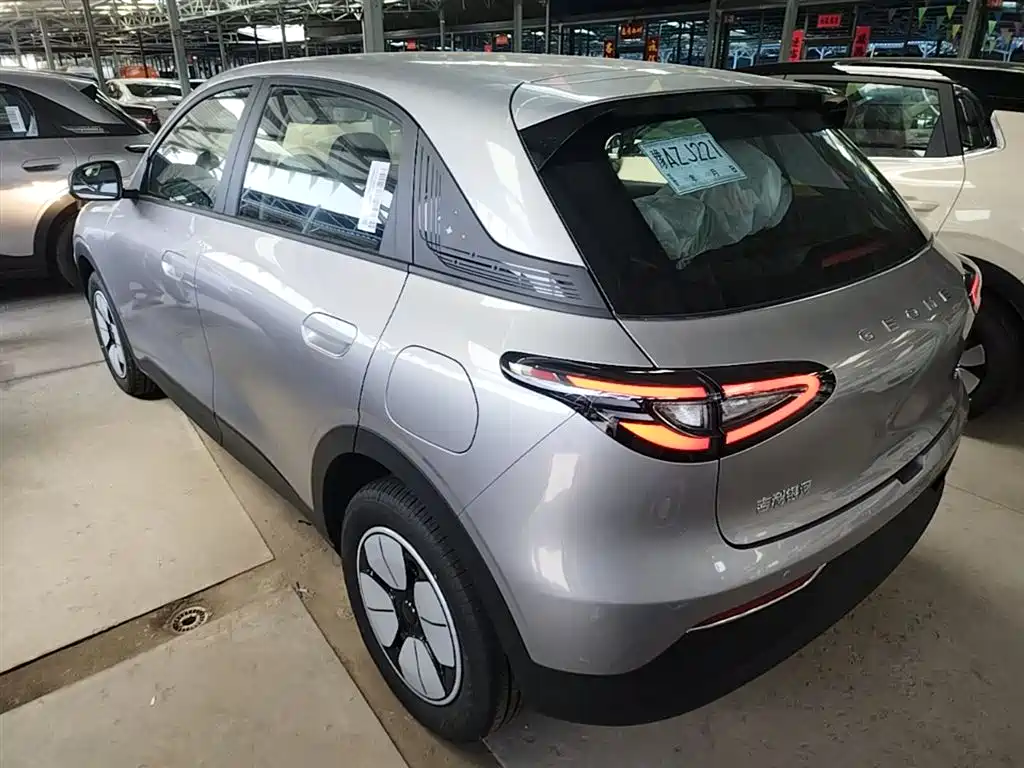 Geely Galaxy Starry Wish 2026 Edition 310km Youth Version фото 5