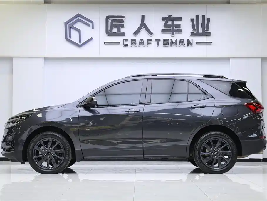 Chevrolet Equinox 2022 Mild Hybrid 550T RS 4WD Intelligent Defense Edition фото 4