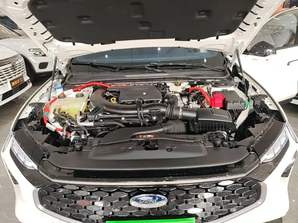 Ford Mondeo 2026 2025 2.0T EcoBoost E Hybrid Sport Edition