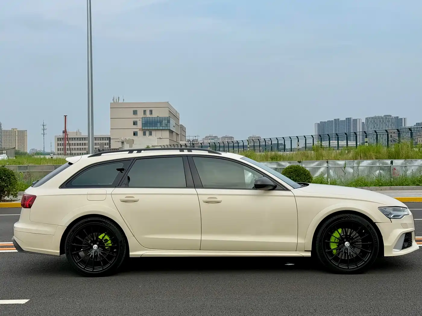 Audi A6 (Import) 2015 2015 3.0T allroad quattro
