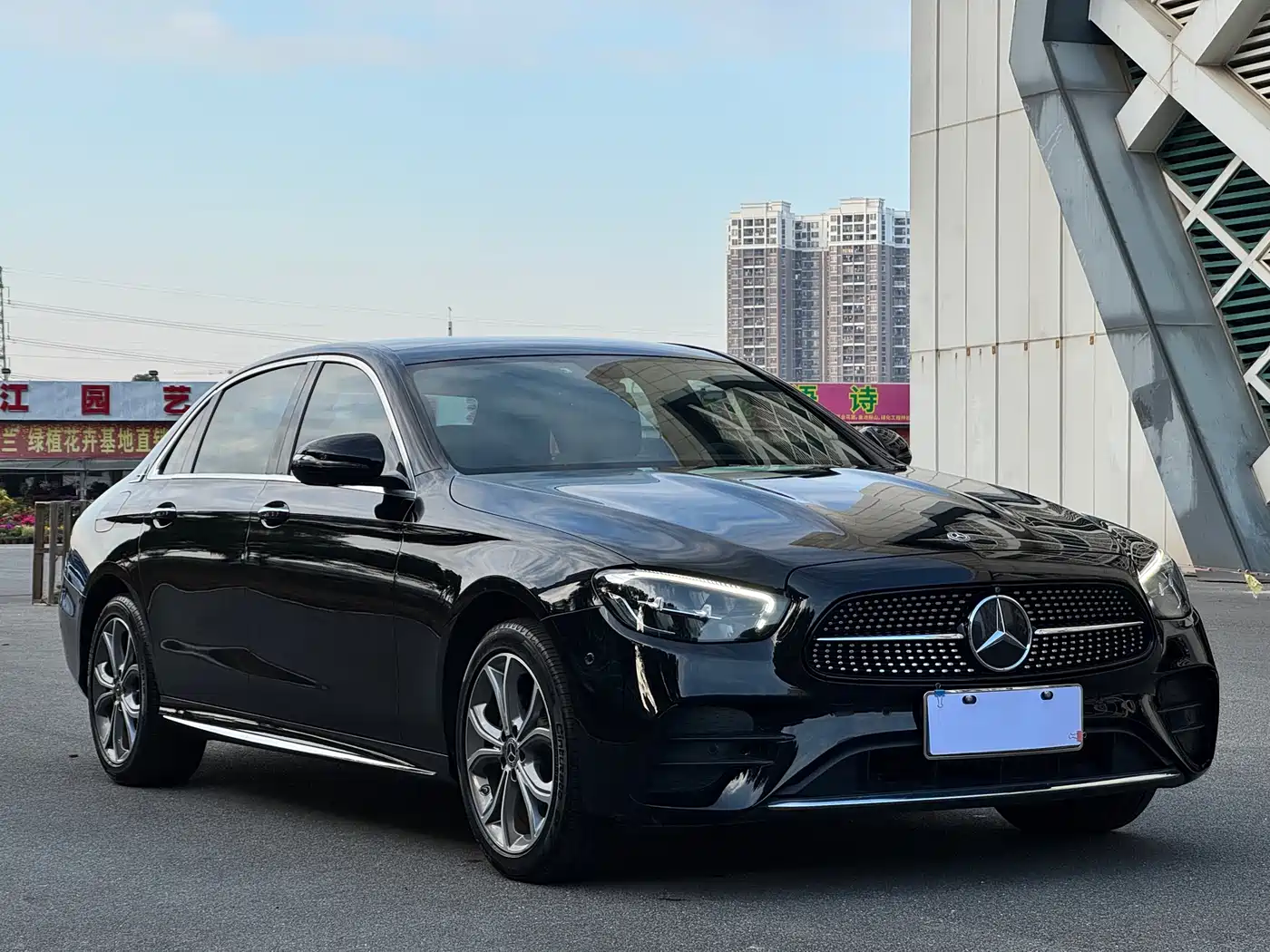  E CLASS
