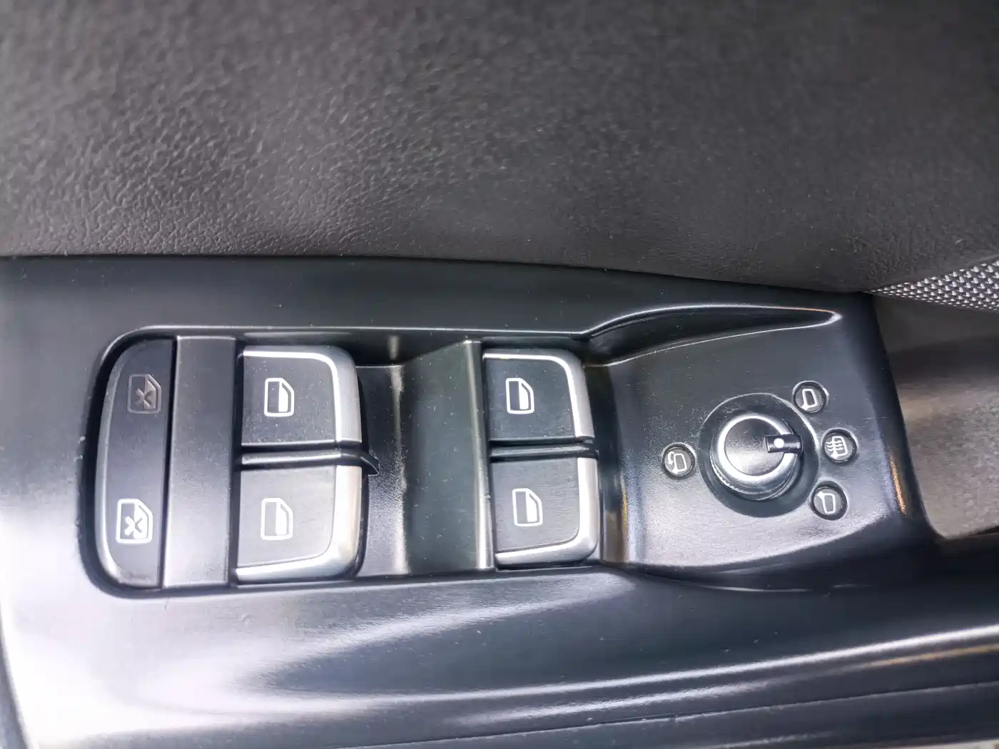 Audi Q3 2013 35 TFSI quattro Luxury фото 16