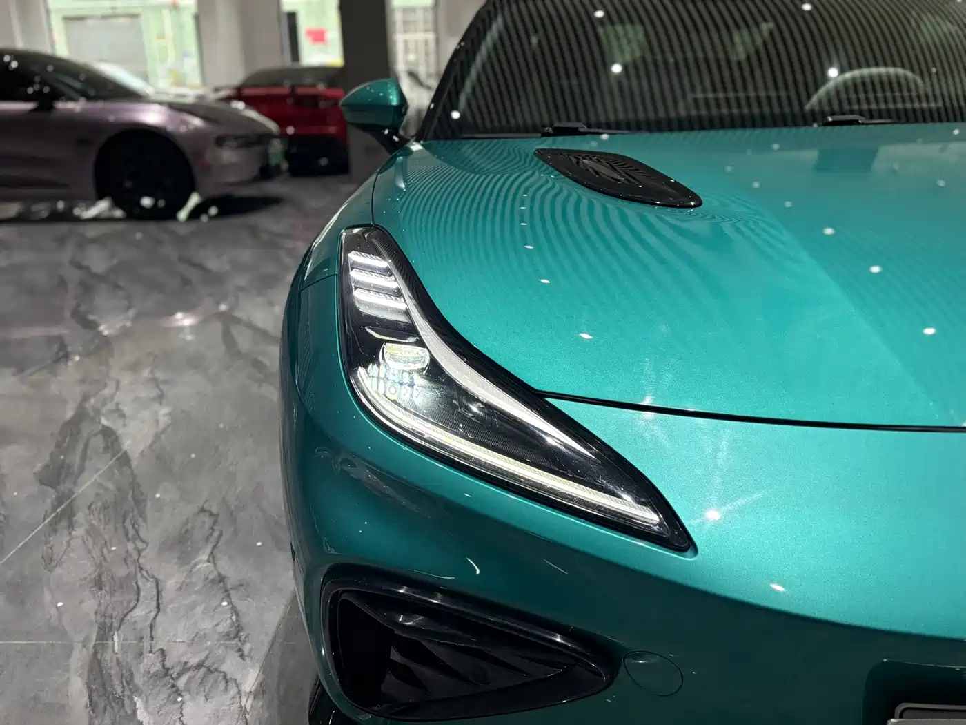 Nezha Auto Nezha GT 2025 2023 580 AWD Sport Edition