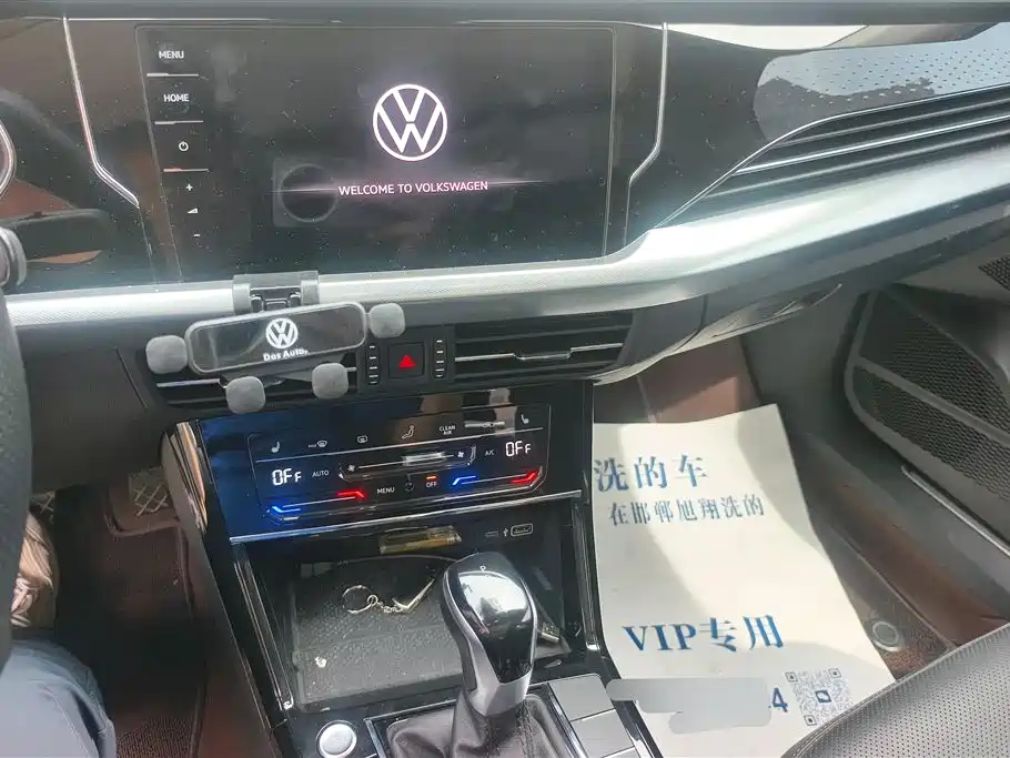 Volkswagen Passat New Energy 2022 430PHEV Hybrid Luxury Edition фото 13
