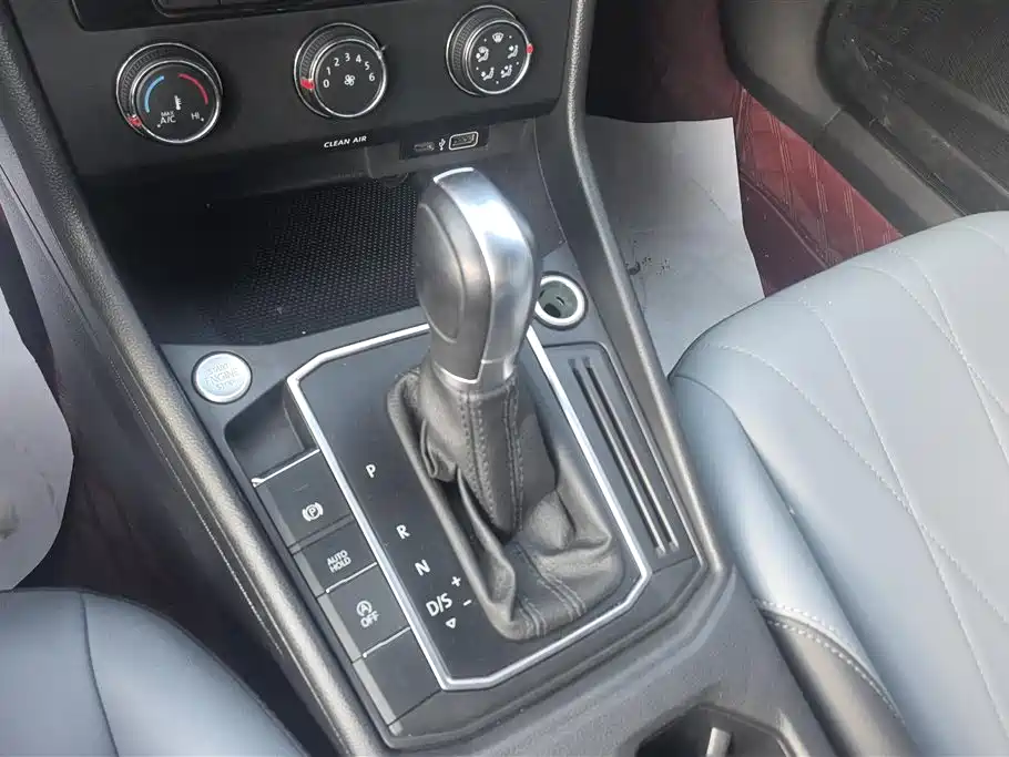 Volkswagen Lavida 2024 Model 1.5L Automatic Full Comfort Edition фото 16