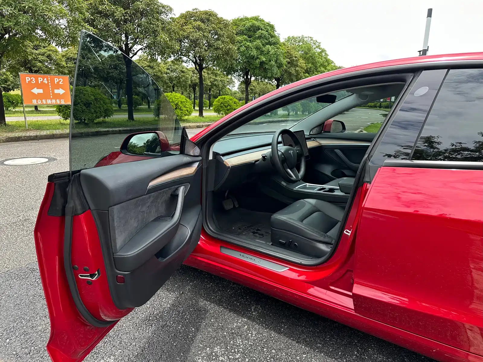 Фото 9 - Tesla Model 3