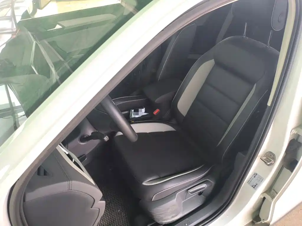 Volkswagen T-Roc, миниатюра 15