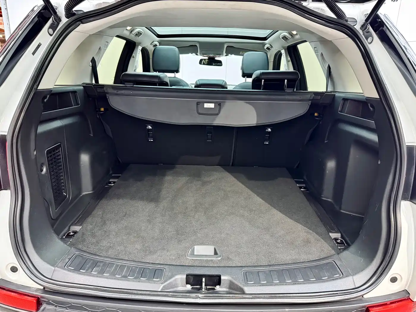 Land Rover Discovery Sport 2016 2.0T S фото 21