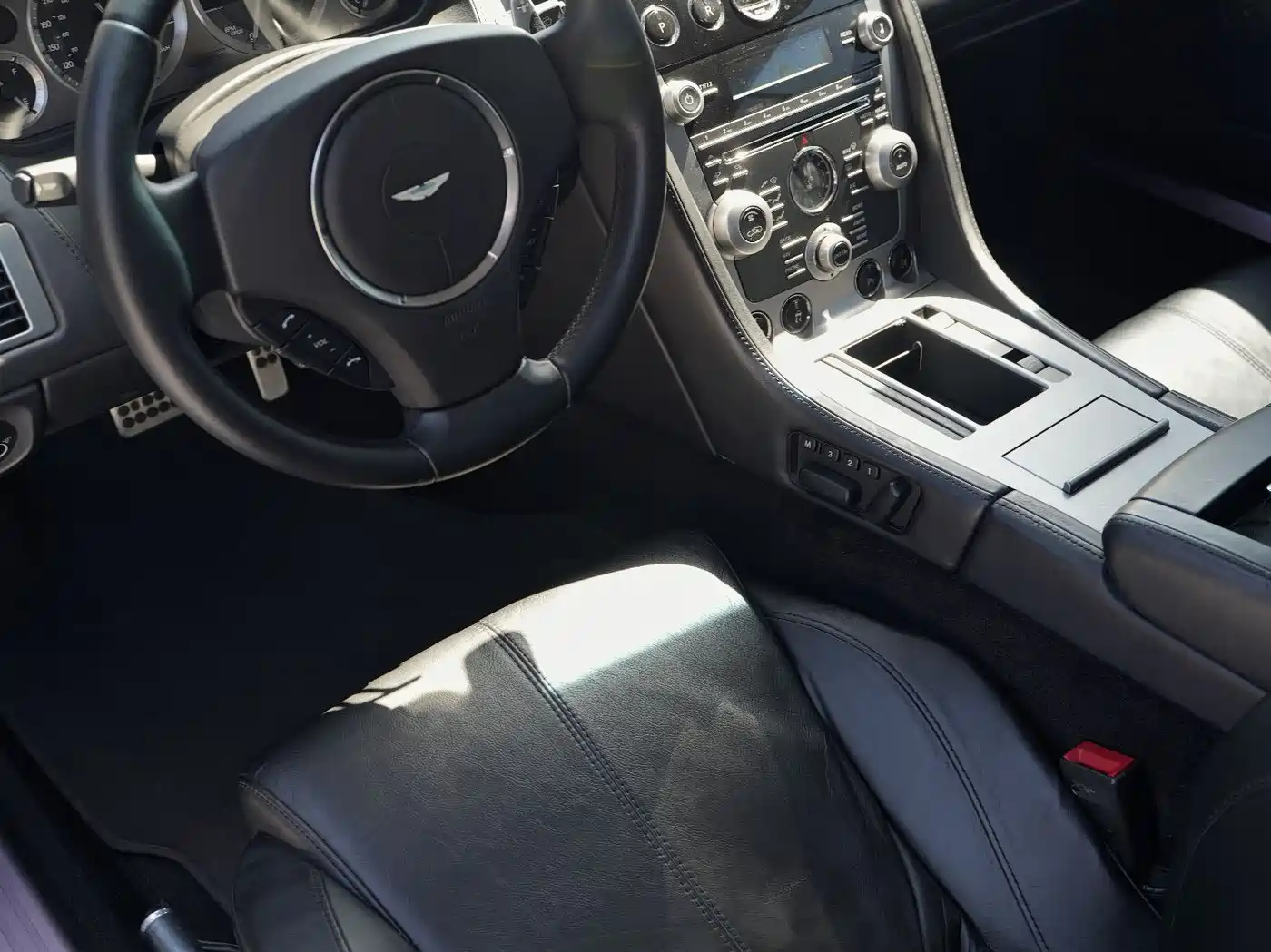 Aston Martin DB9 2009 2007 6.0L Touchtronic Coupe