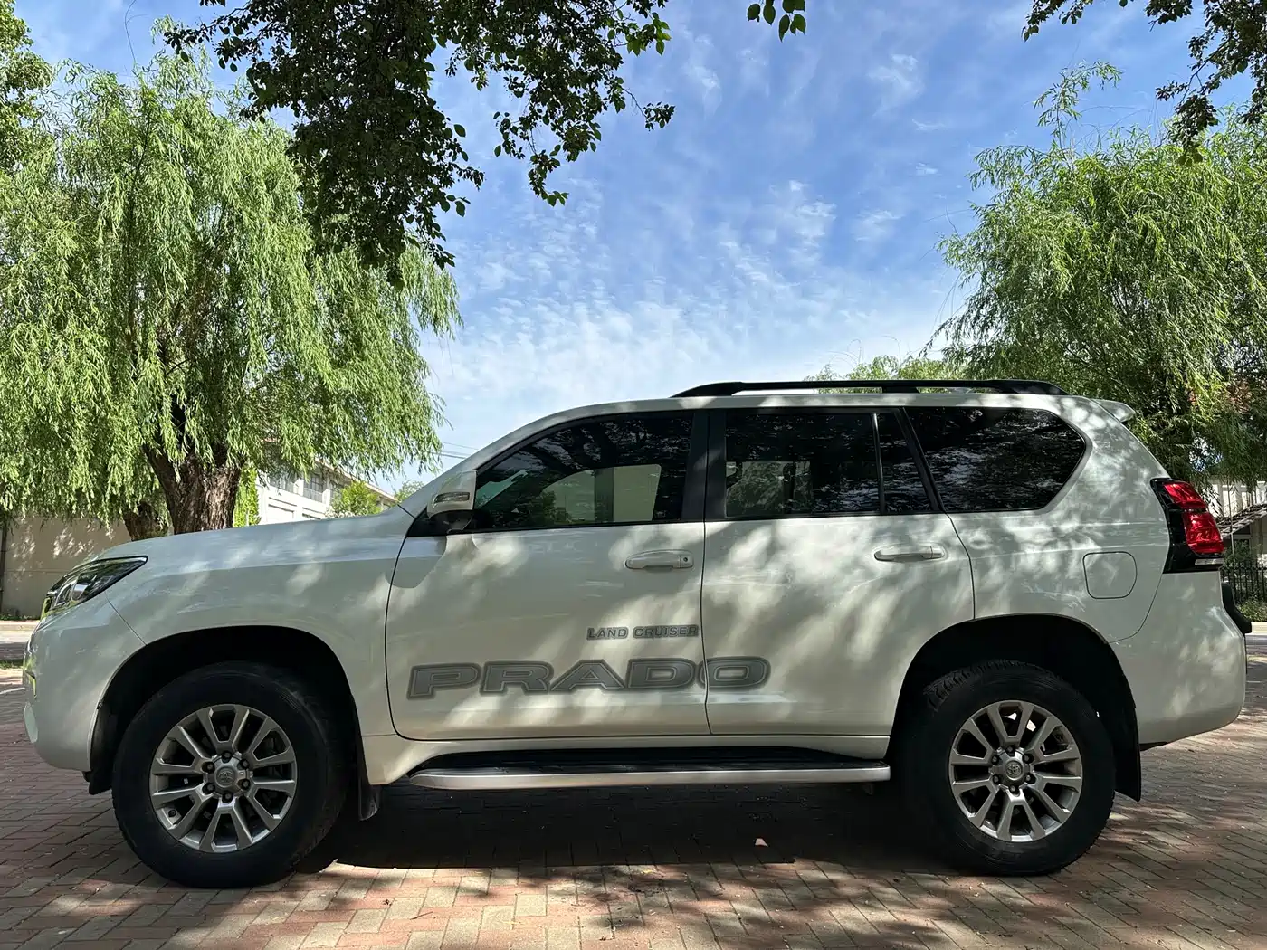 Toyota Prado 2018 3.5L Automatic TX-L Rear-mounted Spare Tire фото 8