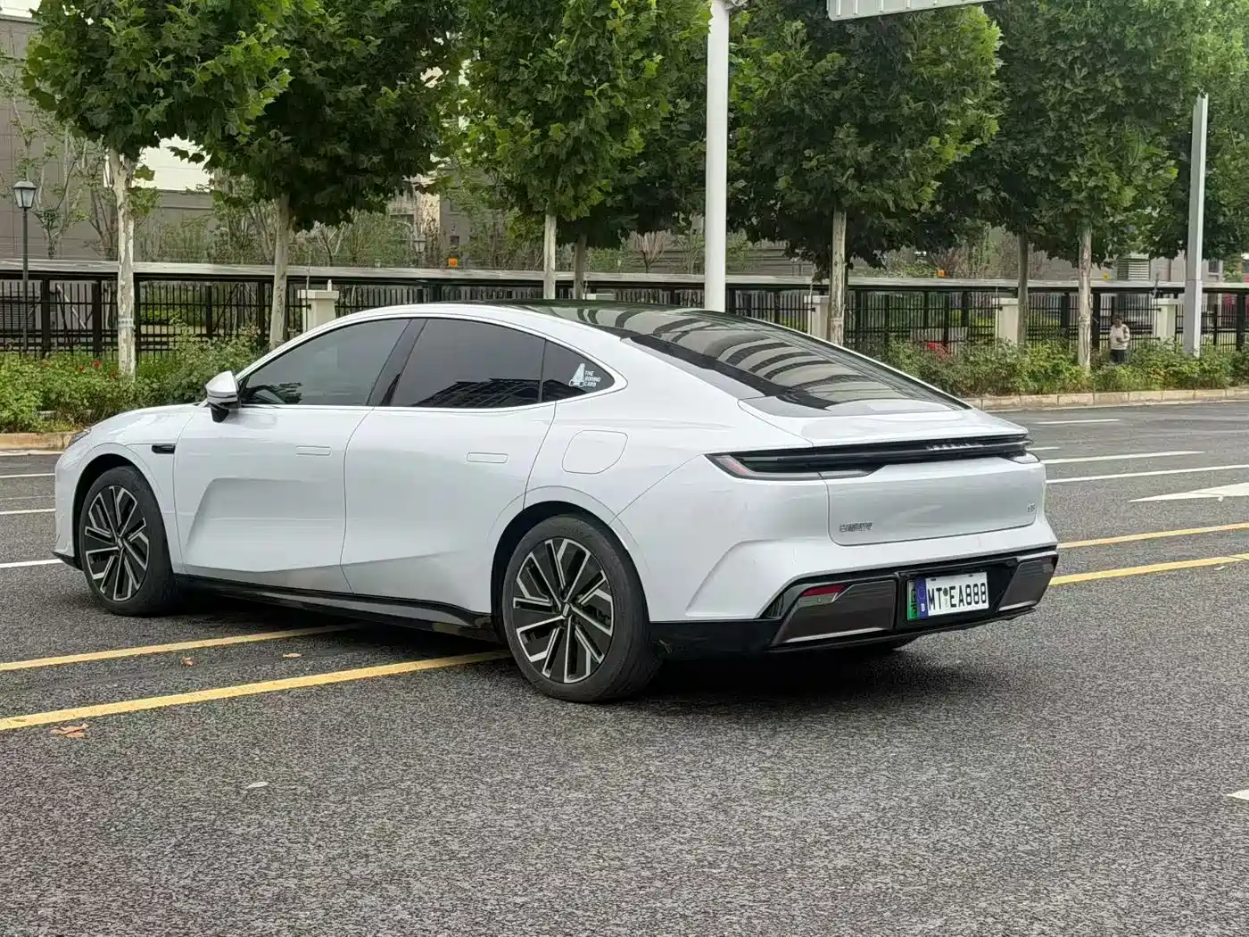 Geely Galaxy Galaxy E8 2024 2024 665km RWD Starship Voyager Edition