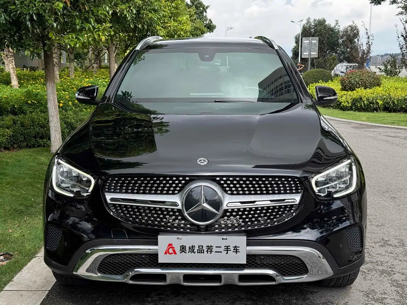 Mercedes-Benz GLC 2020 Facelift GLC 260 L 4MATIC Dynamic фото 2