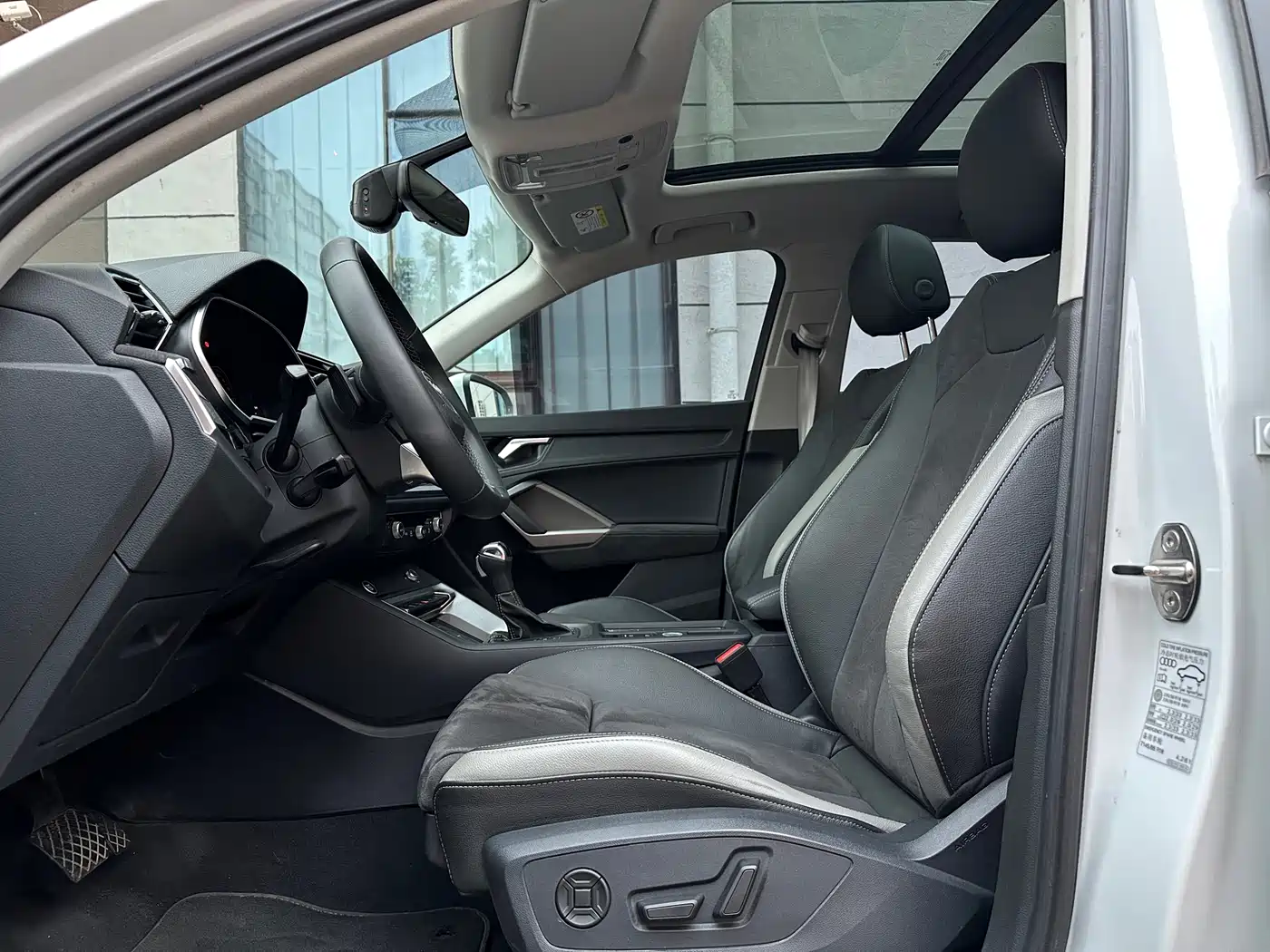 Audi Q3 2023 35 TFSI Fashion Dynamic (1.4T) фото 17