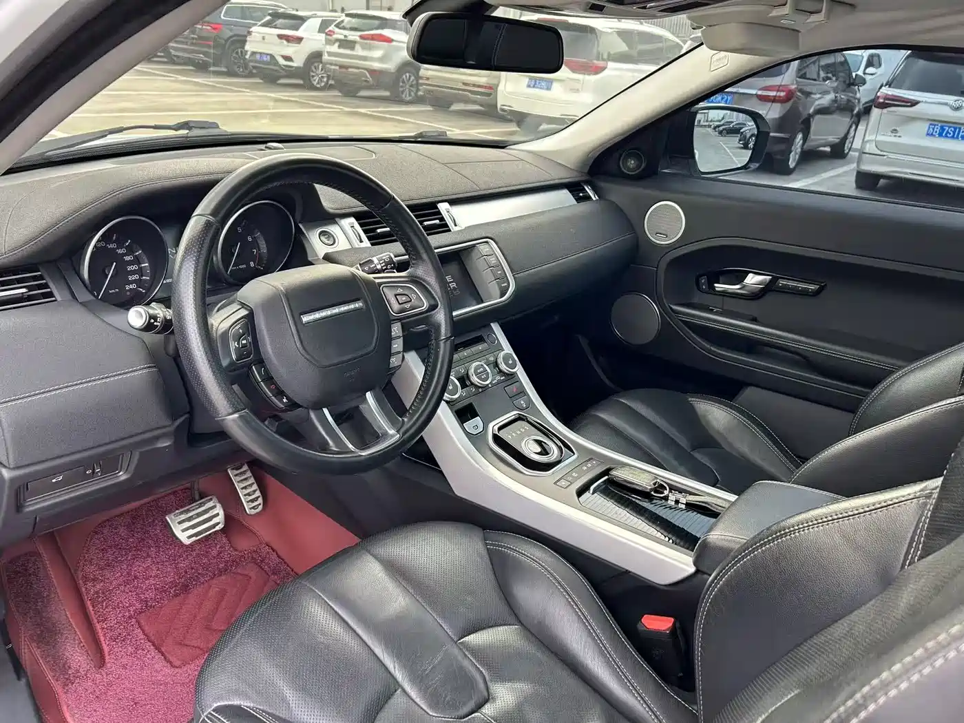 Land Rover Range Rover Evoque (Import) 2013 2.0T 3-door Dynamic Edition фото 14