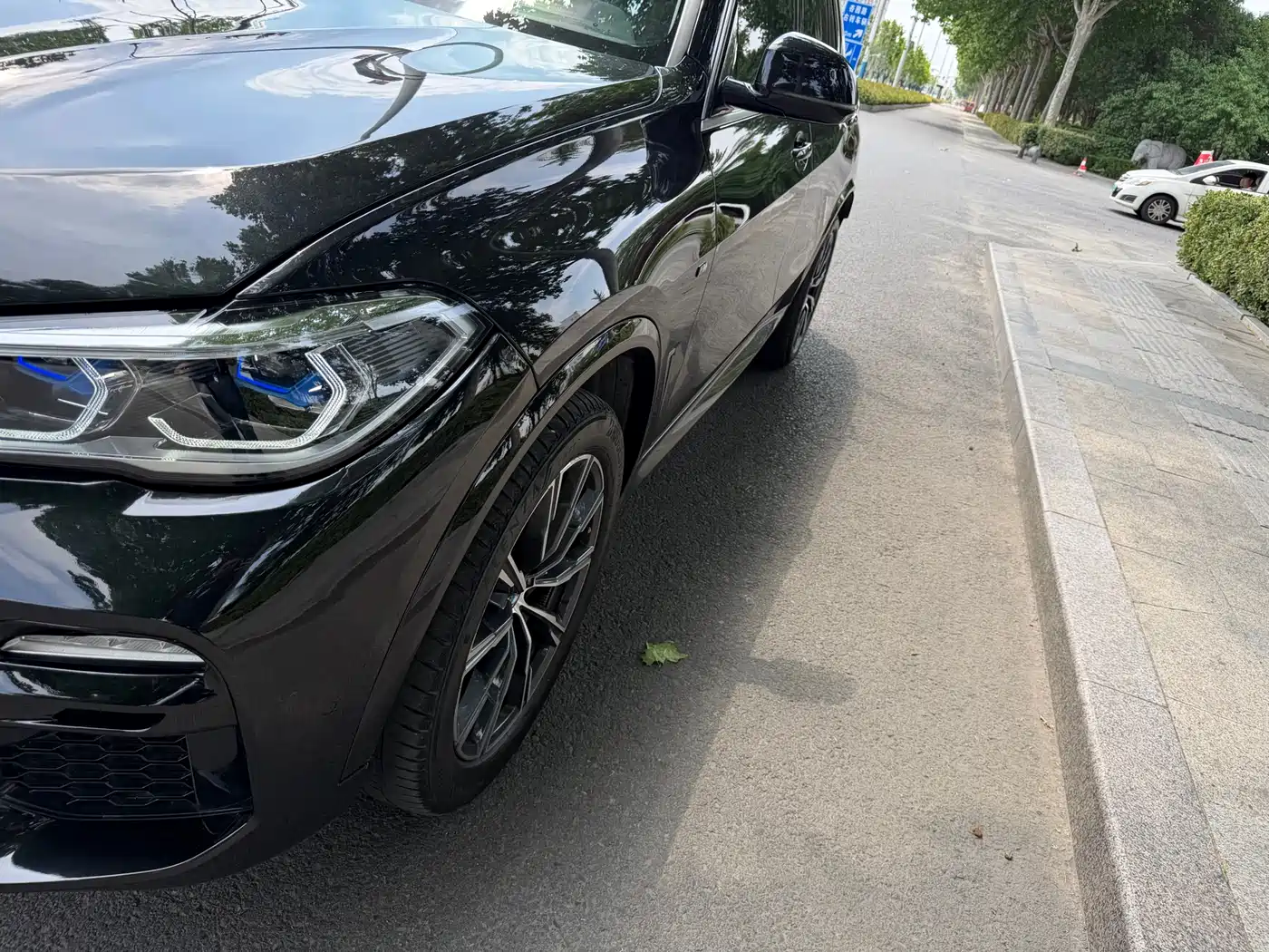 BMW X5 (Import) 2021 xDrive40i M Sport Package фото 3