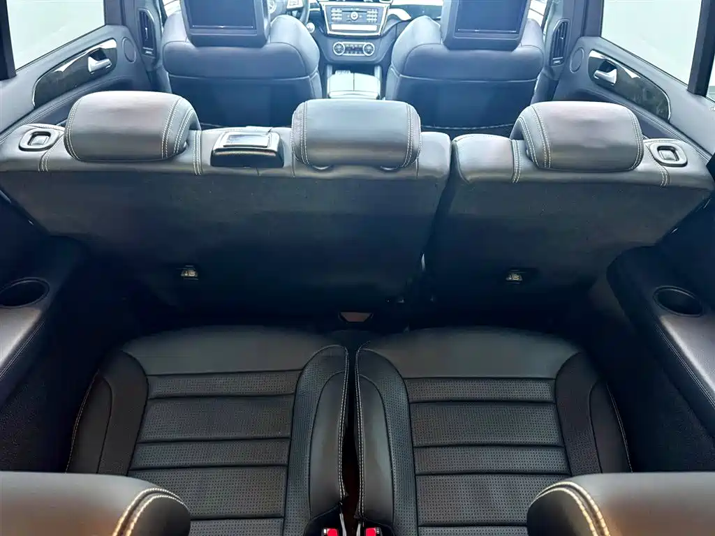 Mercedes-Benz GLS AMG 2017 AMG GLS 63 4MATIC фото 24