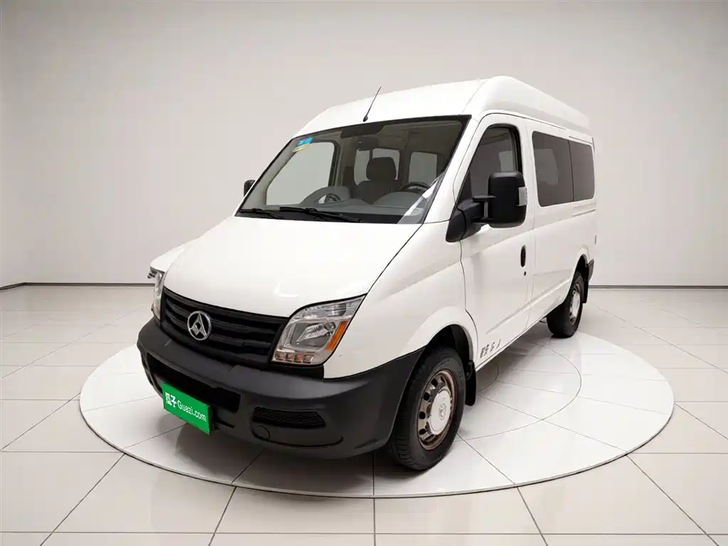 SAIC Maxus Xintu V80 2015 2.5T Manual Proud Transporter Edition Short Wheelbase Medium Roof